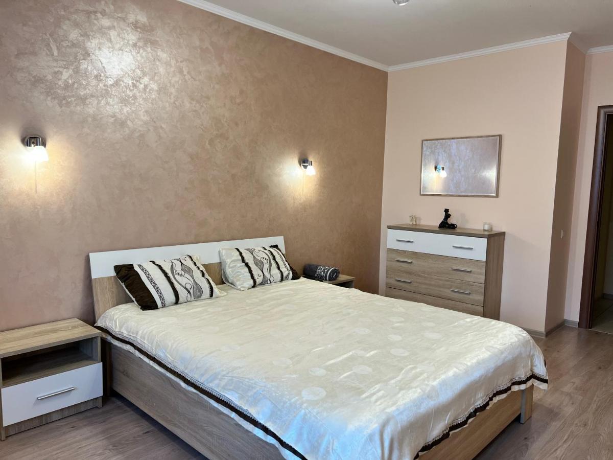 Apartaments Sichovyh Strilciv 68A Ивано-Франковск Экстерьер фото