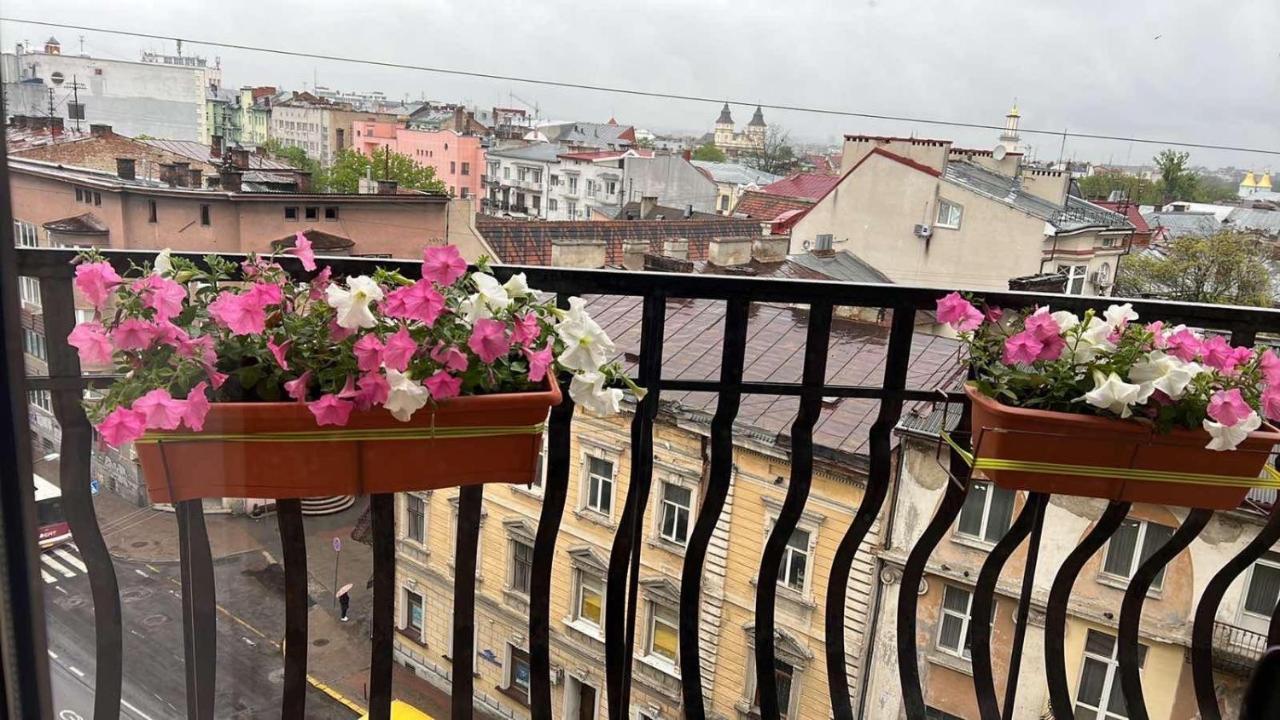 Apartaments Sichovyh Strilciv 68A Ивано-Франковск Экстерьер фото